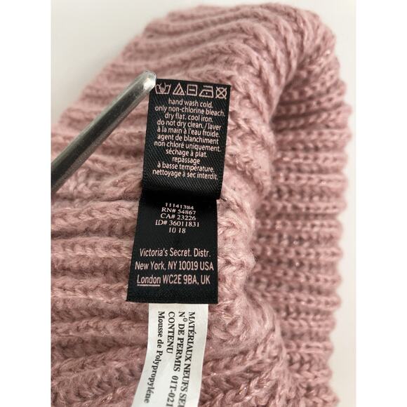 Victoria’s Secret Pink Faux Fur Puff Ball Beanie With Rhinestone Star Detail - Picture 6 of 8